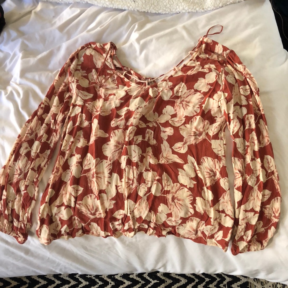 Flowy Billabong blouse